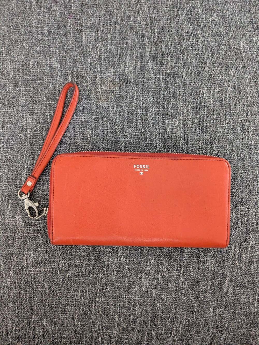 Fossil Sydney Red Leather Zip Clutch Wallet Wristlet Organizer SL4265